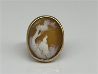 10KT Gold Cameo Ring.