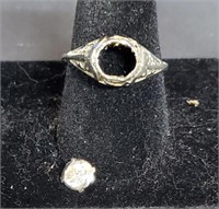14kt Diamond Ring / Stone Needs Reset