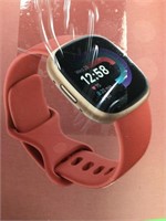 Fitbit Versa 4 Fitness Band (TESTED, POWERS ON)