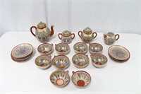 Japanese Kutani 'Thousand Faces' Porcelain Tea Set