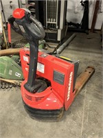 24V Raymond Pallet Jack-Working Condition