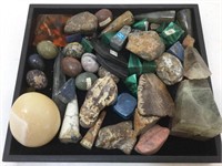 Collection of Cut and polished stones.