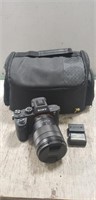 Sony Digital Camera w/ (2) Batteries & Bag
