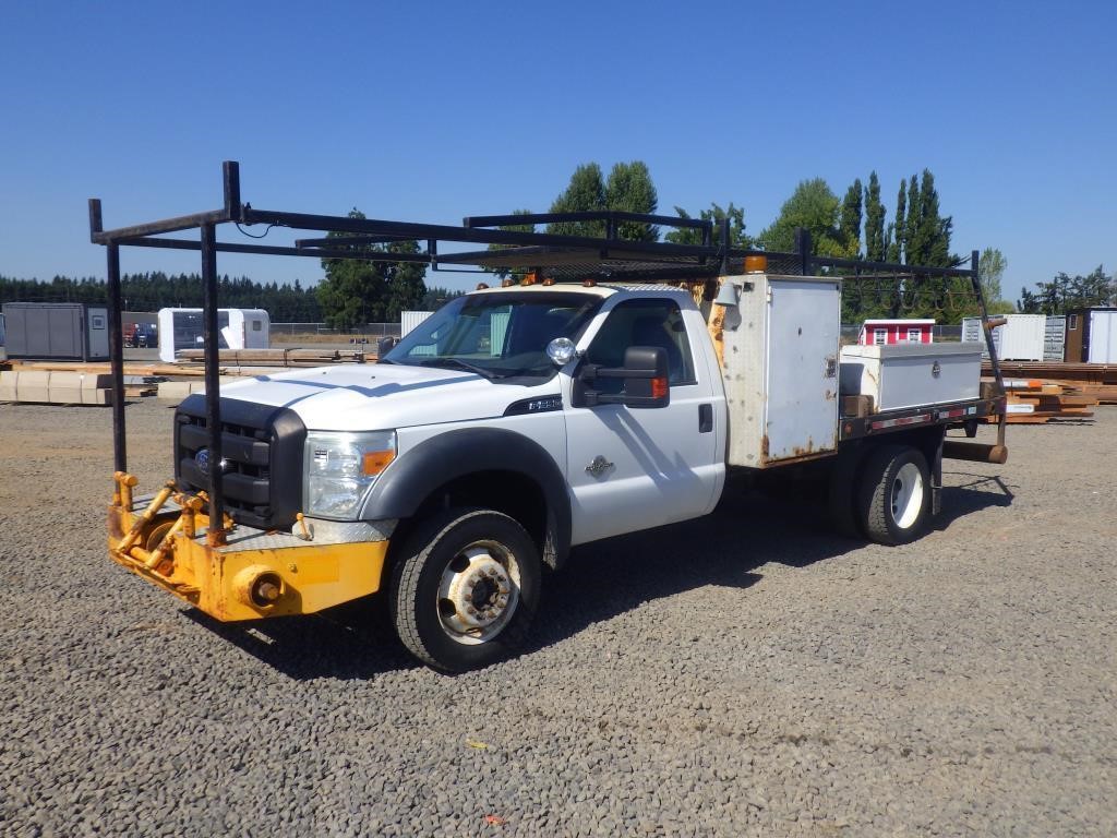 2011 Ford F550 4x4 9' S/A Utility Flatbed Truck