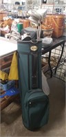 Golf Bag w/ Assorted Golf Clubs