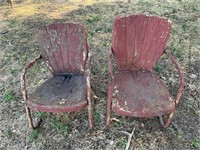 Two vintage outside metal chairs need some love