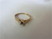 10 K gold ring