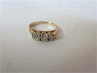 14K 3 stone ring