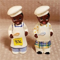 Black Americana Chefs S&P Shakers as is