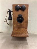 Kellogg antique wall crank telephone