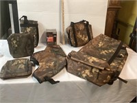 HUNTING BAGS POUCHES AND FEEDER BATTERY