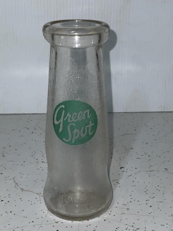 GREEN SPOT HALF PINT GLASS BOTTLE