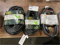 1 LOT ( 3 ) GOGREEN OUTDOOR EXTENSION CORD  ( 2 )
