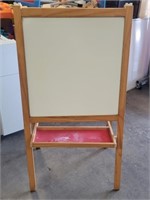 C. Playthings - Classroom Two Sided Artwork Easel