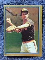 TERRY KENNEDY 1983 TOPPS GOLD STICKER