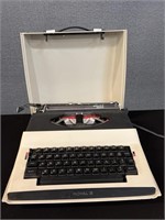 Vintage Apollo 10 Electric Royal Typewriter