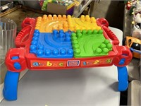 MEGA BLOKS ACTIVITY TABLE