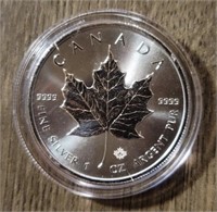 2016 One Ounce Silver Bar: Maple Leaf