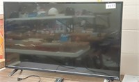 Vizio 43in TV w/remote - Tested, works  
 HDMI