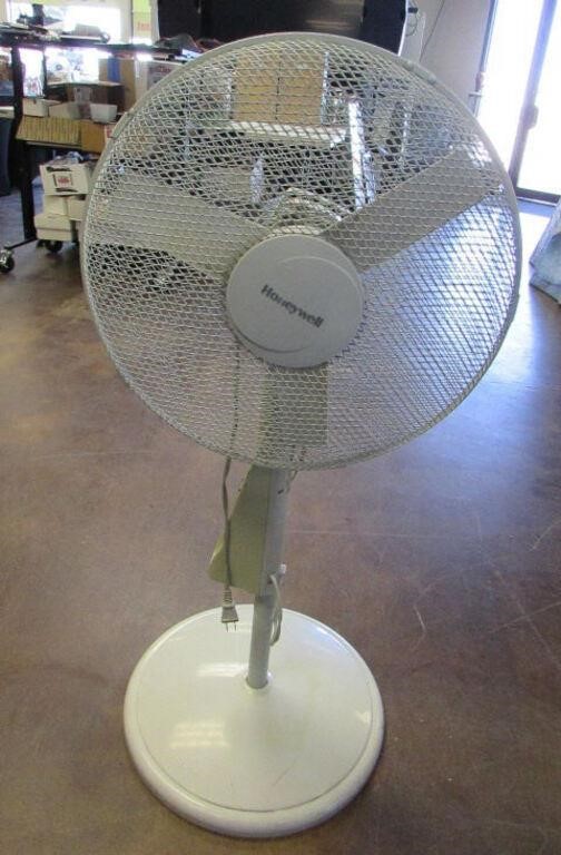 Honeywell Fan With Remote