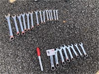 (22) Combination Wrenches