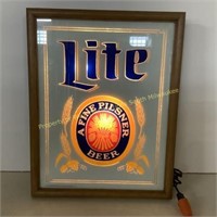 * Miller Lite lighted glass beer sign 16 x 23