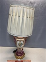 FABULOUS PORCELAIN TABLE LAMP