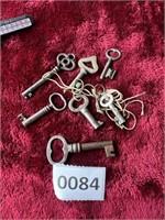 Misc Mini Skeleton keys antique