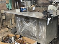 STAINLESS WELDING TABLE W/ VISE