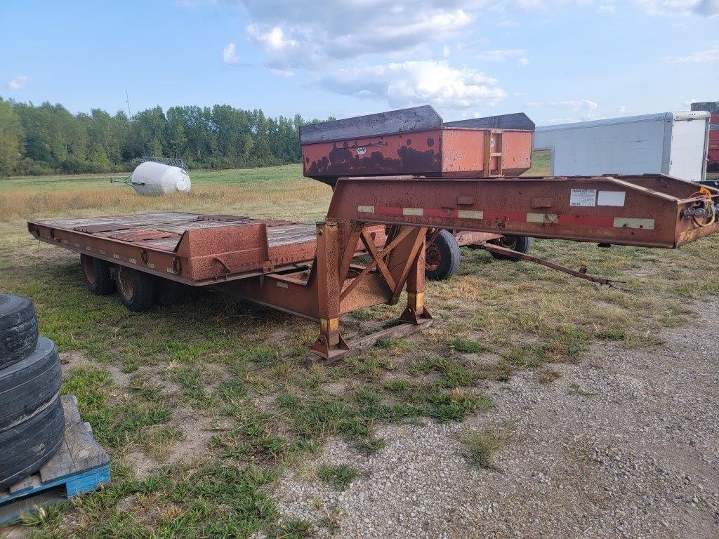 5th Wheel trailer