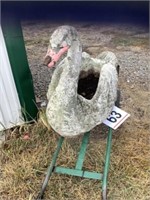 Cement swan - beak damage