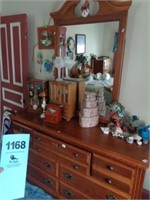 Broyhill hardwood seven-drawer dresser/mirror