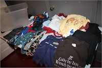 Clothes lot with tote