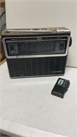 GENERAL ELECTRIC  10 MULTIBAND Portable Radio