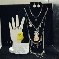 7 pc earrings, necklaces & rings some 925