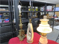 Aladdin 1940 pottery table lamp w/ finial