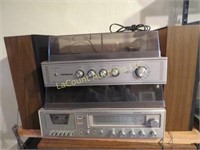 older stereo system w speakers