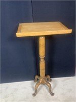 PEDESTAL STAND GREAT FOR REGISTERY BOOK