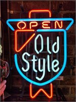 OLD STYLE BEER NEON