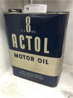 8 Quart Oil Can