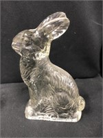 Rabbit Form Candy Container