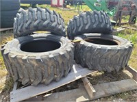 Set 27x10.50-15 tires