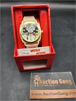 Mickey & Minnie Mouse Watch - Large Face