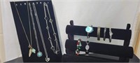 Costume jewelry lot-necklace, bracelet more