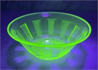 Vintage Uranium Glass Berry Bowl - green