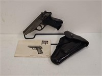 Gun - WWII German Walther PPK 7.65mm Pistol