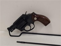 Gun - Charter Arms "Undercover" 38 cal revolver