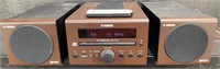 YAMAHA CD RECEIVER CRX-140 WITH SPEAKERS