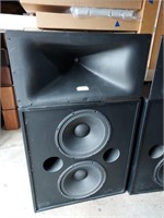 JBL pro series screen array dual 15 in speaker