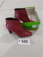 Ladies Shoes - Size 7.5